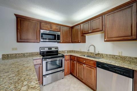 6167 SE Riverboat Dr, Stuart, FL 34997 photo 1