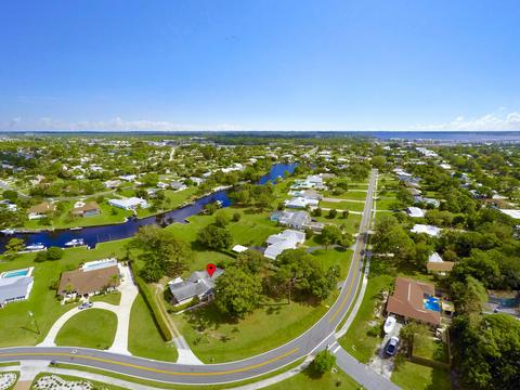 774 NW Spruce Ridge Dr, Stuart, FL 34994 photo 1