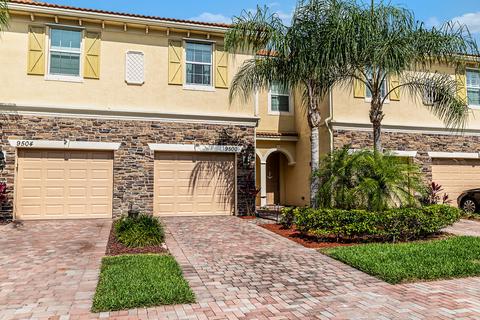 9500 SW Merlin Ct, Stuart, FL 34997 photo 1