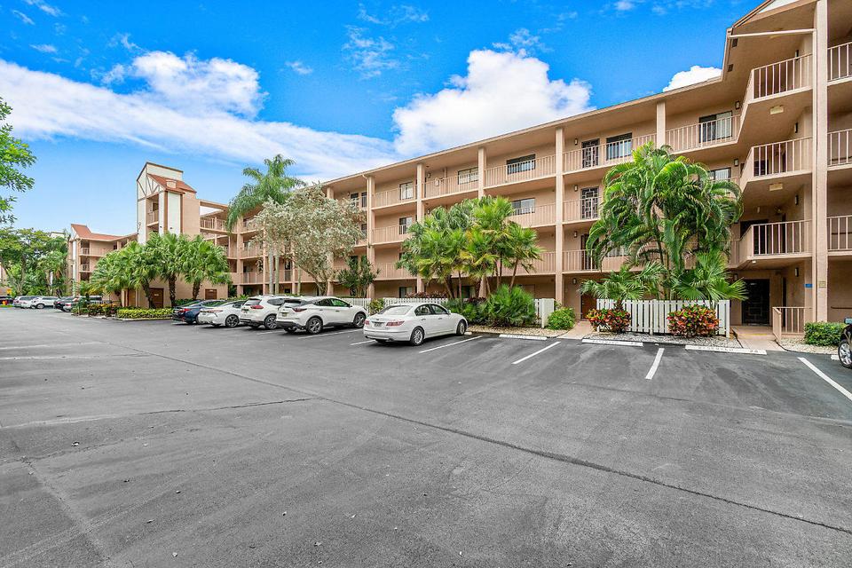 6935 Huntington Ln 106, Delray Beach, FL 33446 12 Photos MLS RX10641724 Movoto