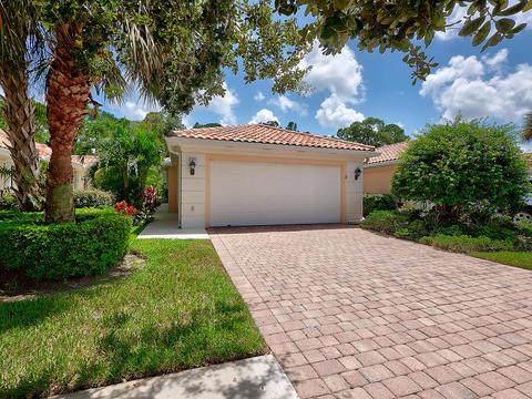 816 SW Balmoral Trce, Stuart, FL 34997 photo 1