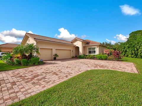 7904 SW Marin Dr, Stuart, FL 34997 photo 1