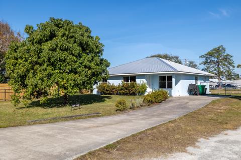 405 SE 3rd St, Okeechobee, FL 34974 photo 1