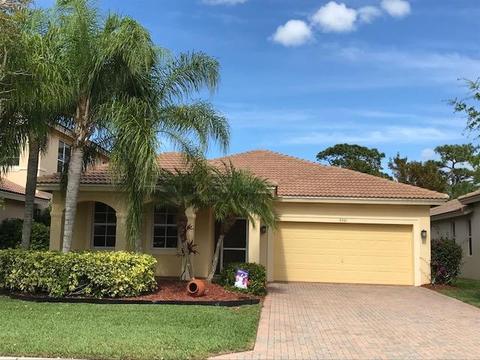 5351 SE Graham Dr, Stuart, FL 34997 photo 1
