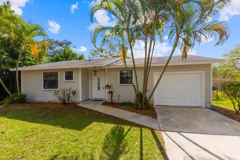 2032 SE Jackson St, Stuart, FL 34997 photo 1