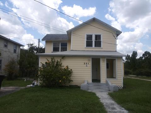 321 N North 11 Street St, Fort Pierce, FL 34950