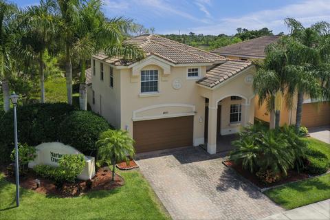 4851 SE Askew Ave, Stuart, FL 34997 photo 1