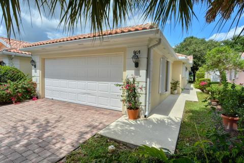 901 SW Balmoral Trce, Stuart, FL 34997 photo 1