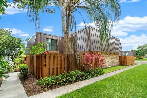 5774 SE Windsong Ln, Stuart, FL 34997 photo 1