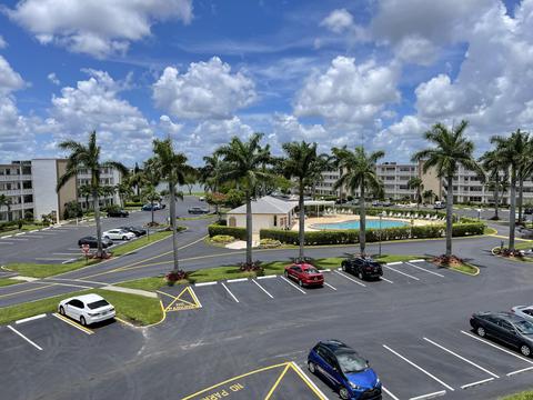 4022 Cornwall B, Boca Raton, FL 33434 photo 1