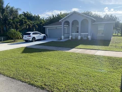 4567 SE Murray Cove Cir, Stuart, FL 34997 photo 1
