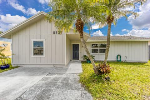 5827 SE Avalon Dr, Stuart, FL 34997 photo 1