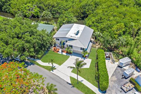 116 SE Villas St, Stuart, FL 34994 photo 1