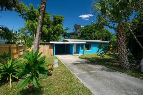 1099 NW 16th St, Stuart, FL 34994 photo 1