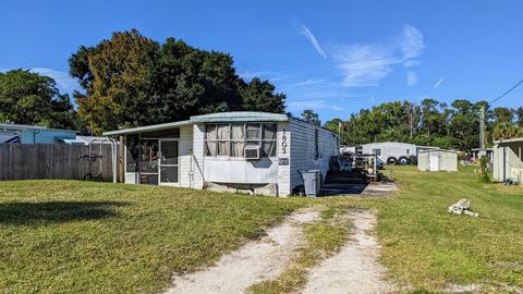 1803 SW College St, Stuart, FL 34997 photo 1