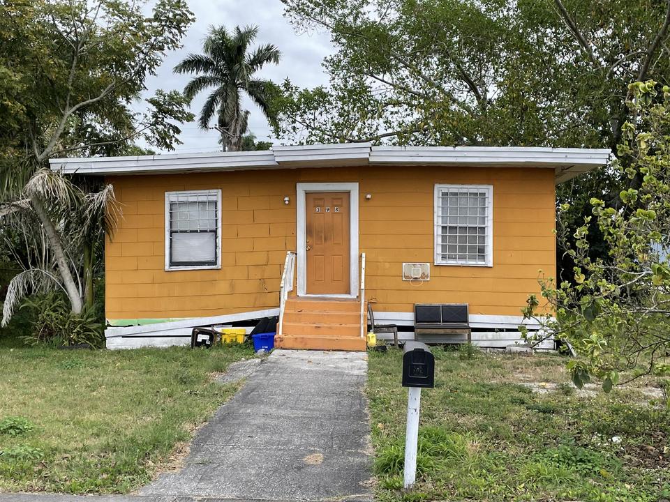 398 Cypress Ave, Pahokee, FL 33476 3 Photos MLS RX10769131 Movoto