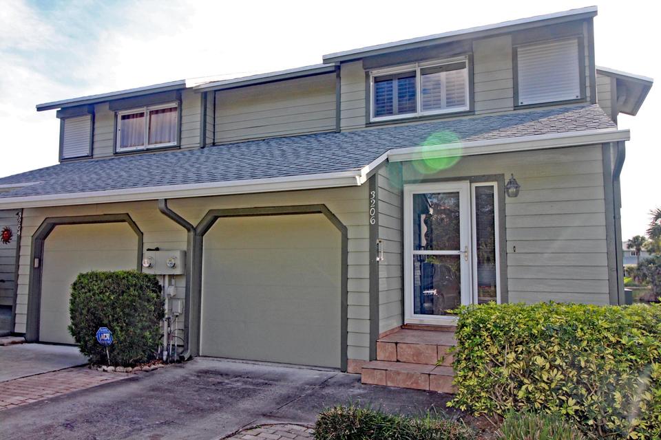 3206 NE Holly Creek Dr, Jensen Beach, FL 34957 24 Photos