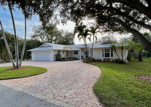 3652 SE Leonard Ln, Stuart, FL 34997 photo 1