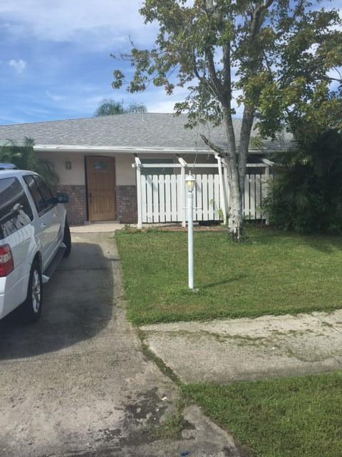 4461 SE Village Rd, Stuart, FL 34997 photo 1