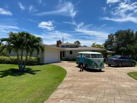3110 SE Glasgow Dr, Stuart, FL 34997 photo 1