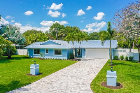 4 Via Lucindia Dr, Stuart, FL 34996 photo 1