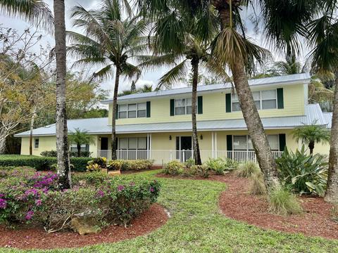 545 SW Indian River Ct, Stuart, FL 34994 photo 1