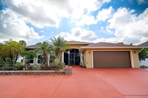 2666 SW Cadet Cir, Port Saint Lucie, FL 34953
