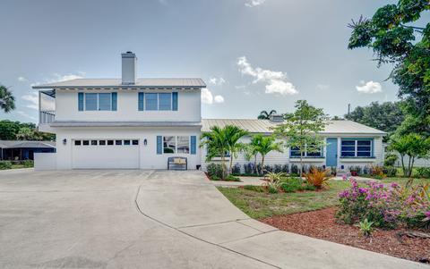 201 SE Dunscombe Rd, Stuart, FL 34996 photo 1