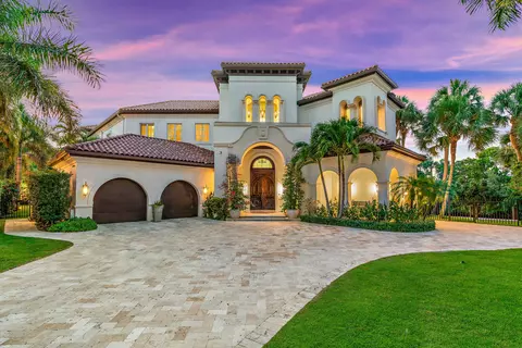825 Harbour Isle Pl, North Palm Beach, FL 33410