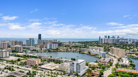 1745 E Hallandale Beach Blvd #1904W, Hallandale Beach, FL 33009