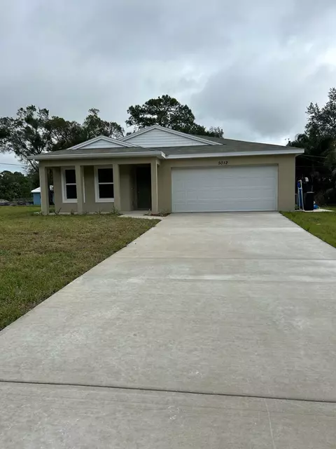 5012 Deleon Ave, Fort Pierce, FL 34951