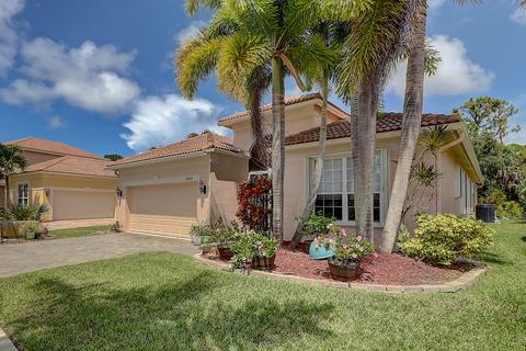 6525 SE Broadmoor Ln, Stuart, FL 34997 photo 1