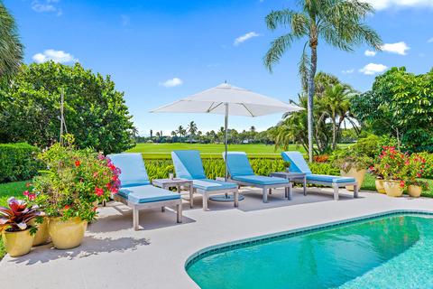 1281 Lake House Dr, North Palm Beach, FL 33408
