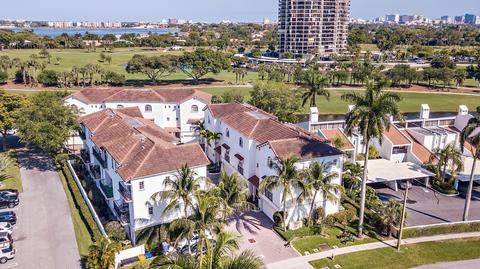 1950 Presidential Way #12, West Palm Beach, FL 33401