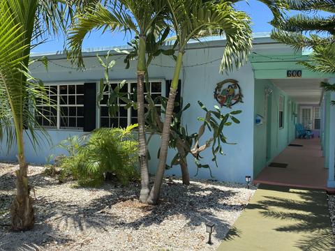 600 NE 20 Ave, Deerfield Beach, FL 33441