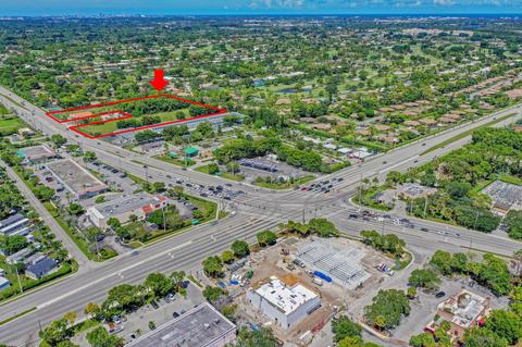 5800 S Military Trl, Atlantis, FL 33462