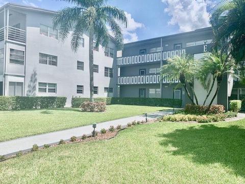 207 Suffolk E, Boca Raton, FL 33434 photo 1