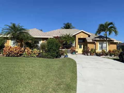3026 SE Wake Rd SE, Port Saint Lucie, FL 34984