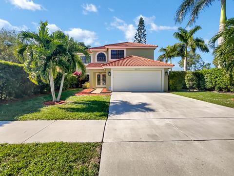 22171 Sands Point Dr, Boca Raton, FL 33433