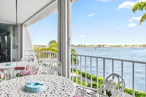 Undisclosed, Palm Beach, FL 33480