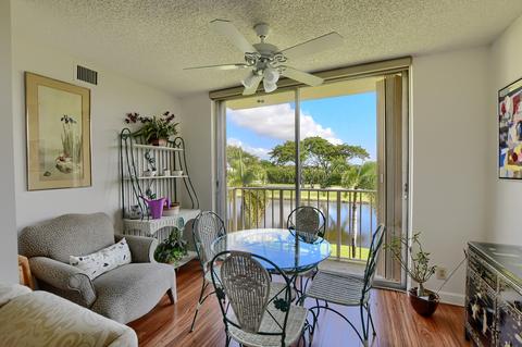 7145 Huntington Ln #305, Delray Beach, FL 33446