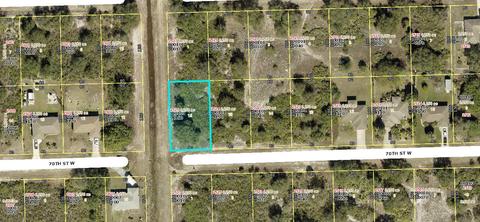 2526 70th St W, Lehigh Acres, FL 33971