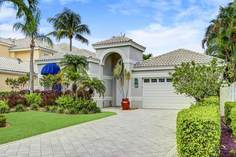 3565 NW Clubside Cir, Boca Raton, FL 33496