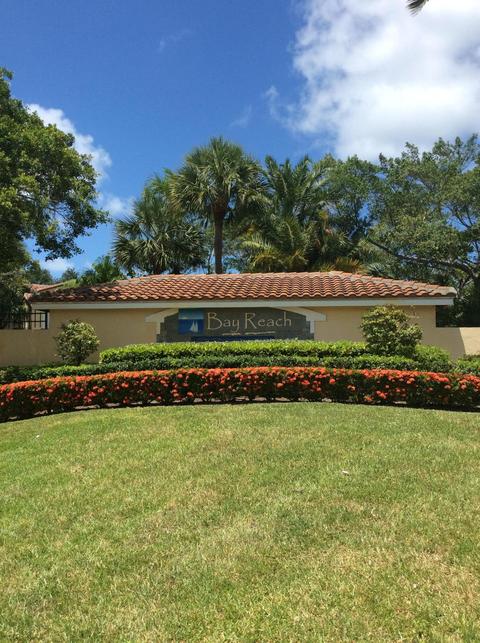 1145 Lake Shore Dr #103, Lake Park, FL 33403