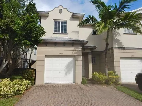 2022 Island Dr, Riviera Beach, FL 33404