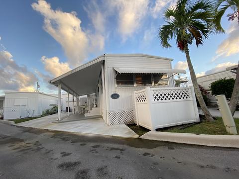 203 Lark Dr #L, Briny Breezes, FL 33435