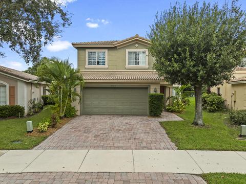 4706 SE Graham Dr, Stuart, FL 34997 photo 1