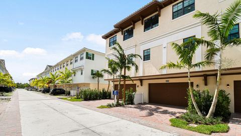 12570 Gross Pointe Dr, Palm Beach Gardens, FL 33418