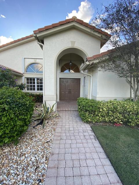7488 Falls W Rd, Boynton Beach, FL 33437