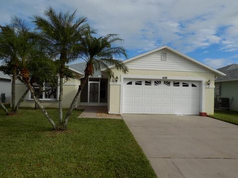 6138 Alexandria Cir, Fort Pierce, FL 34982